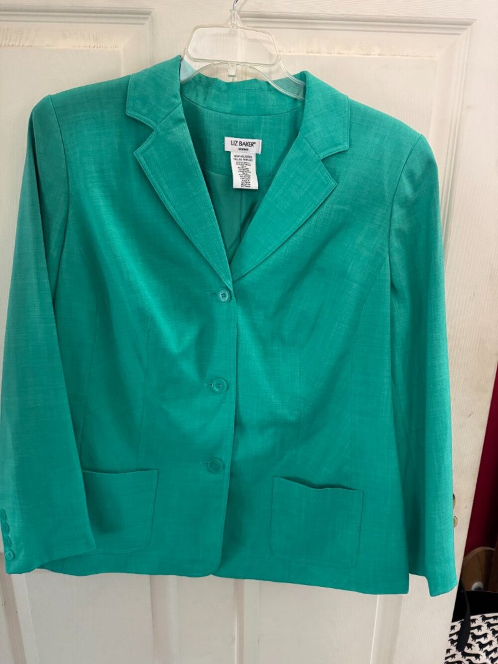 Liz Baker Blazer, size L, 16W, outer shell and lining 100& Polyester